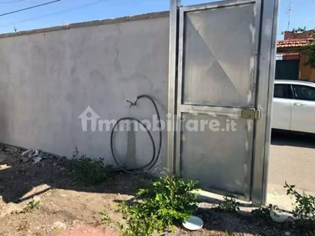 Terreno a Castel volturno in Viale Bagnara S.N.C. - Foto 3