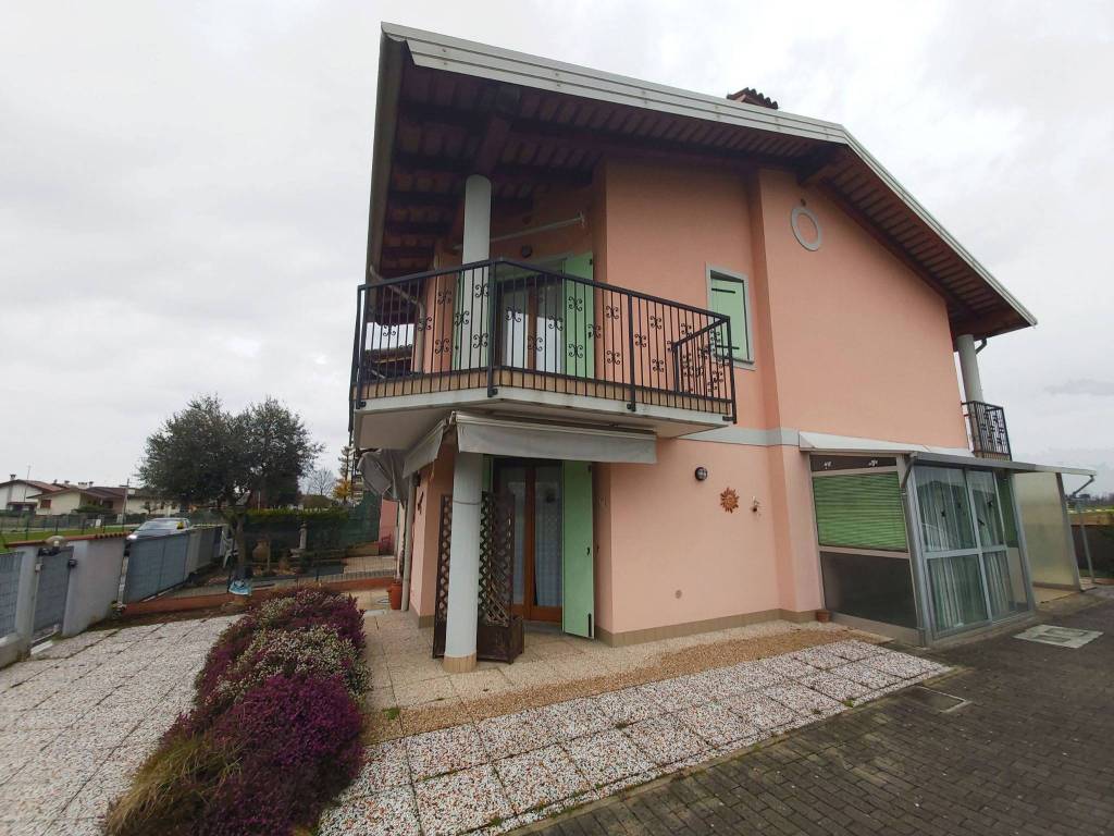 Villetta a schiera a Gonars in Via Vittorio Veneto, 99 - Foto 2