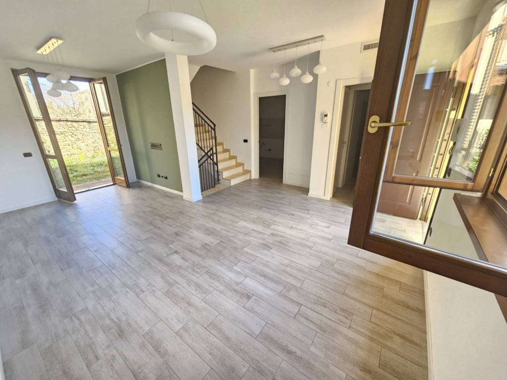 Villa a Casatenovo in Via Dante Alighieri, 3 - Foto 3