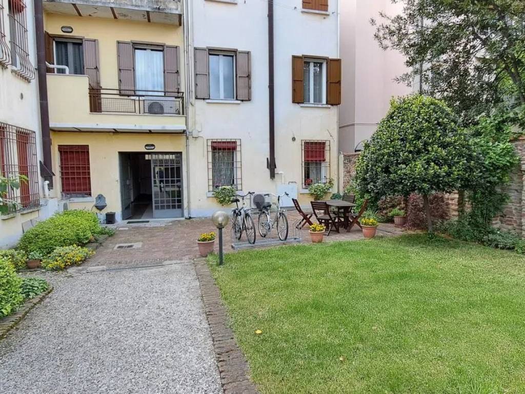 Appartamento a Ferrara in Via Del Pavone - Foto 3