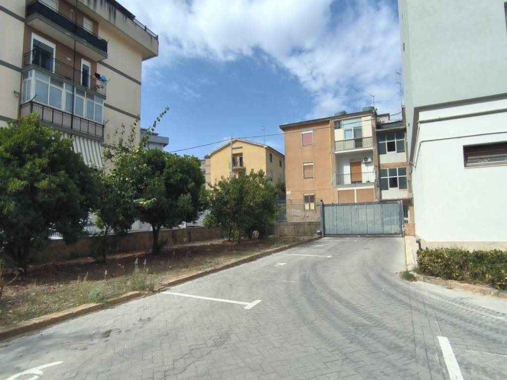 Appartamento a Caltanissetta in Via Giuseppe Toniolo, 2 - Foto 5