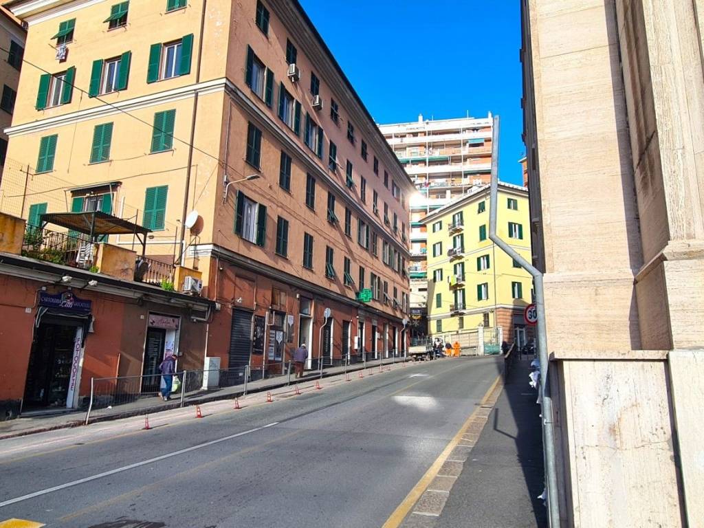 Immobile a Genova in Via Venezia, 20 - Foto 2