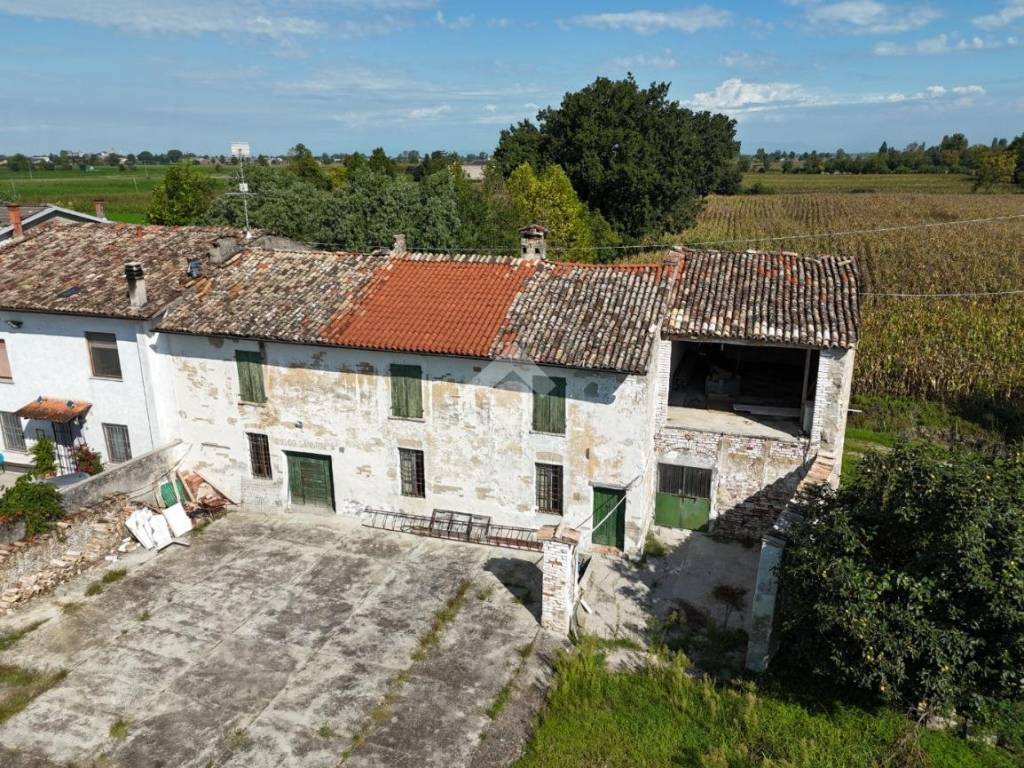 Rustico / casale a Asola in Str. Gazzanine, 7 - Foto 3