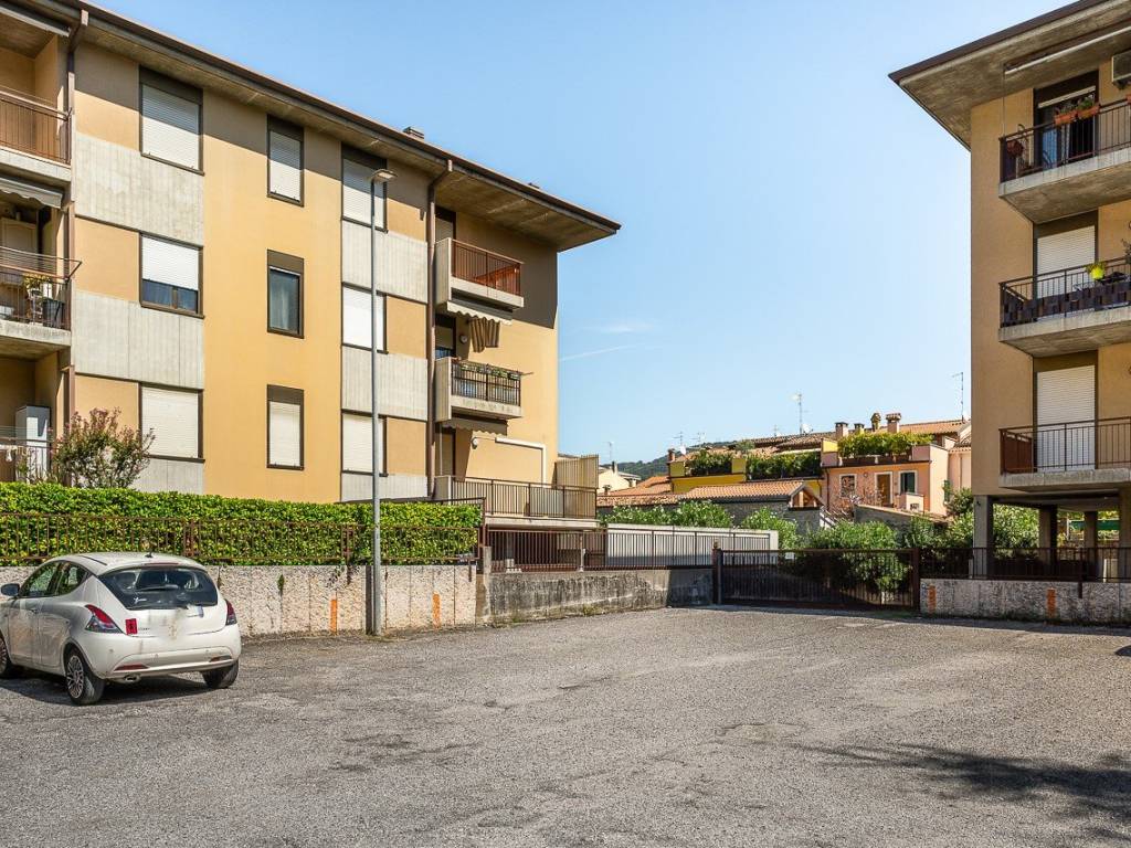 Appartamento a Verona in Via Leonardo da Quinto - Foto 2