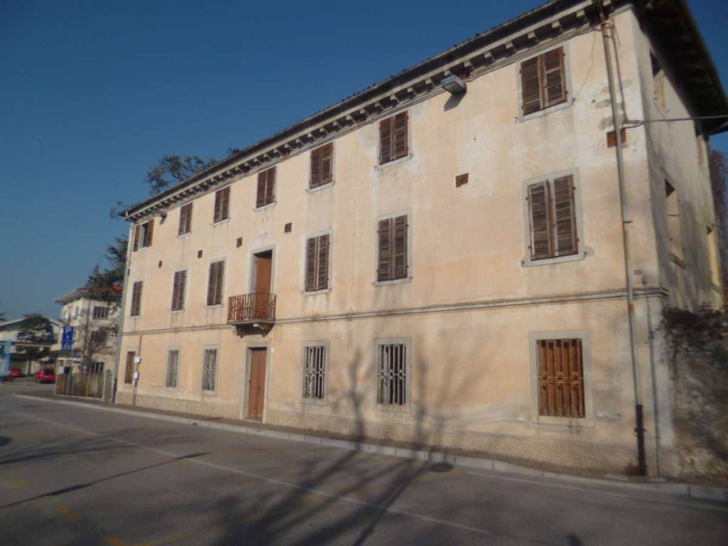 Rustico / casale a Martignacco in Piazza Vittorio Veneto - Foto 2