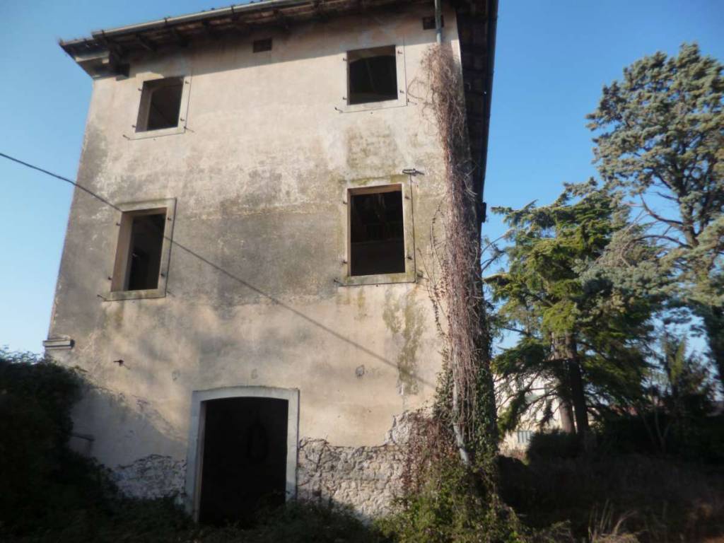Rustico / casale a Martignacco in Piazza Vittorio Veneto - Foto 4