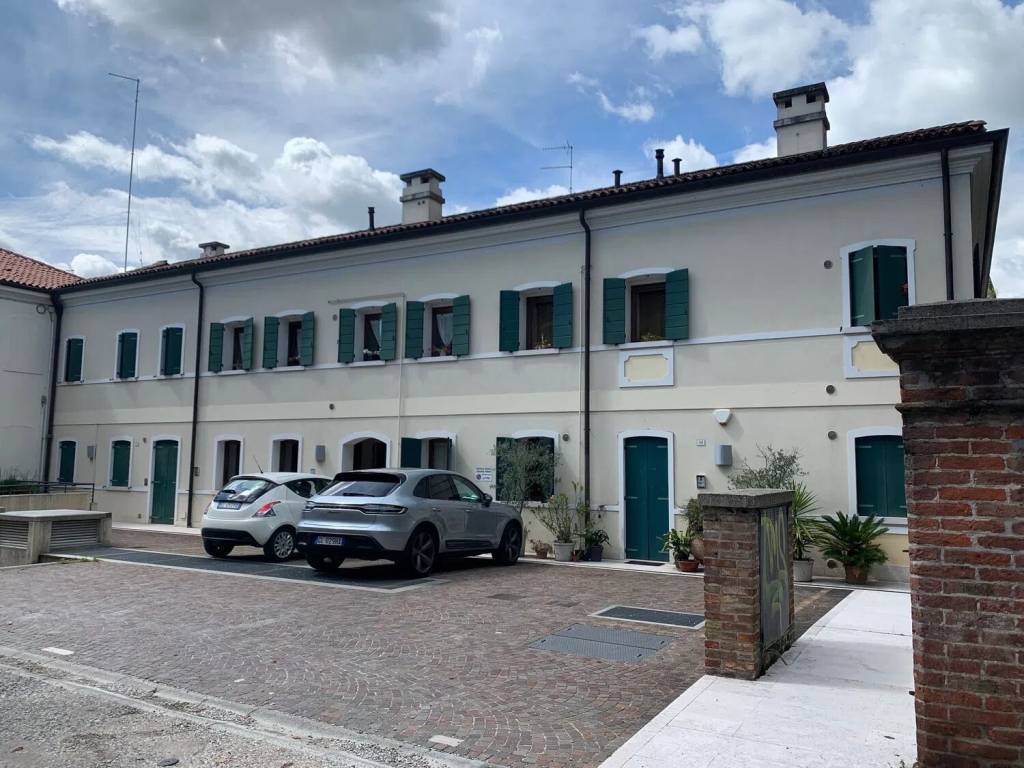 Immobile a Treviso in Viale Fratelli Cairoli, 27 - Foto 2