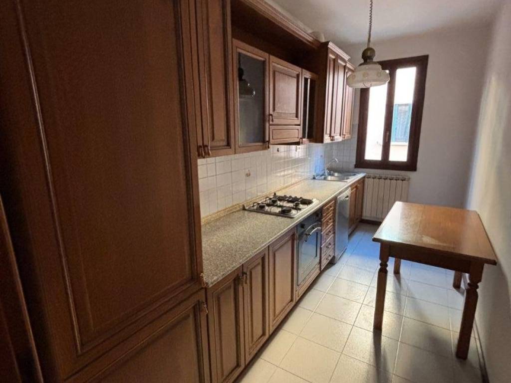 Appartamento a Adria in Piazza Giuseppe Garibaldi - Foto 2