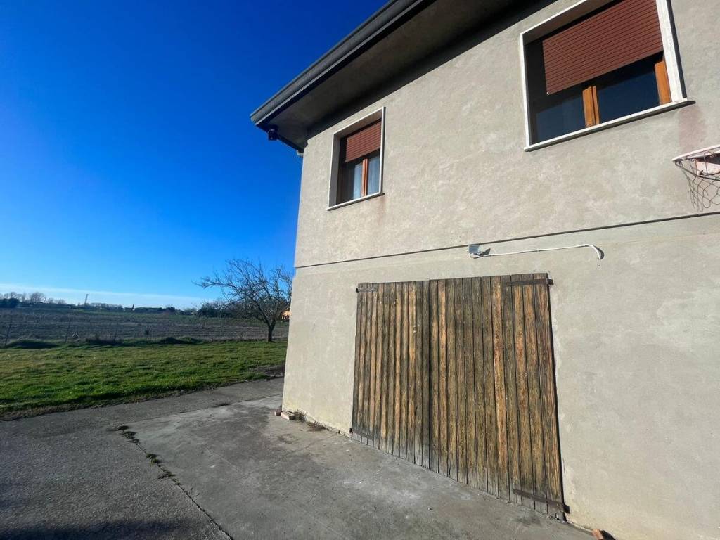 Villa a Corbola in Via Sagrati - Foto 3