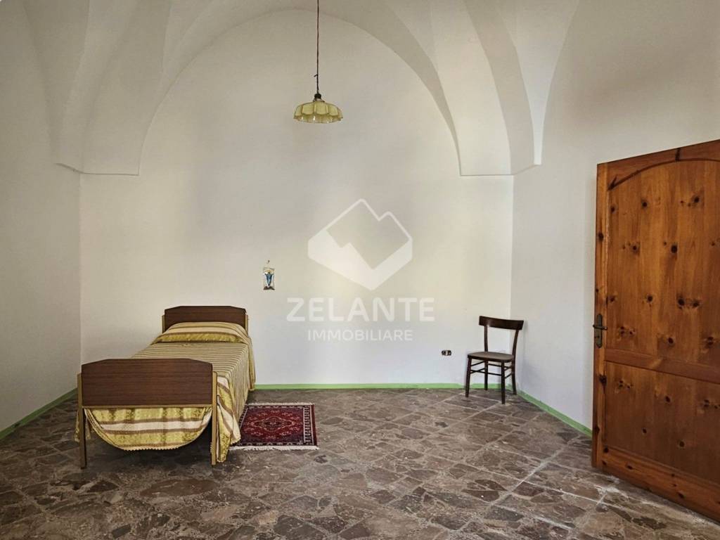 Casa indipendente a Surano in Via Santa Lucia - Foto 5
