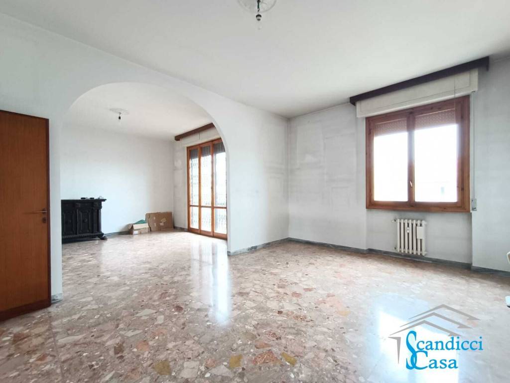 Appartamento a Scandicci in Via di Sollicciano, 19 - Foto 2