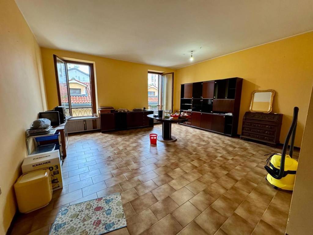 Appartamento a Mortara in corso josti, 42 - Foto 2