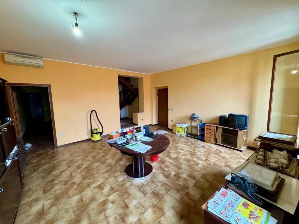 Appartamento a Mortara in corso josti, 42 - Foto 3