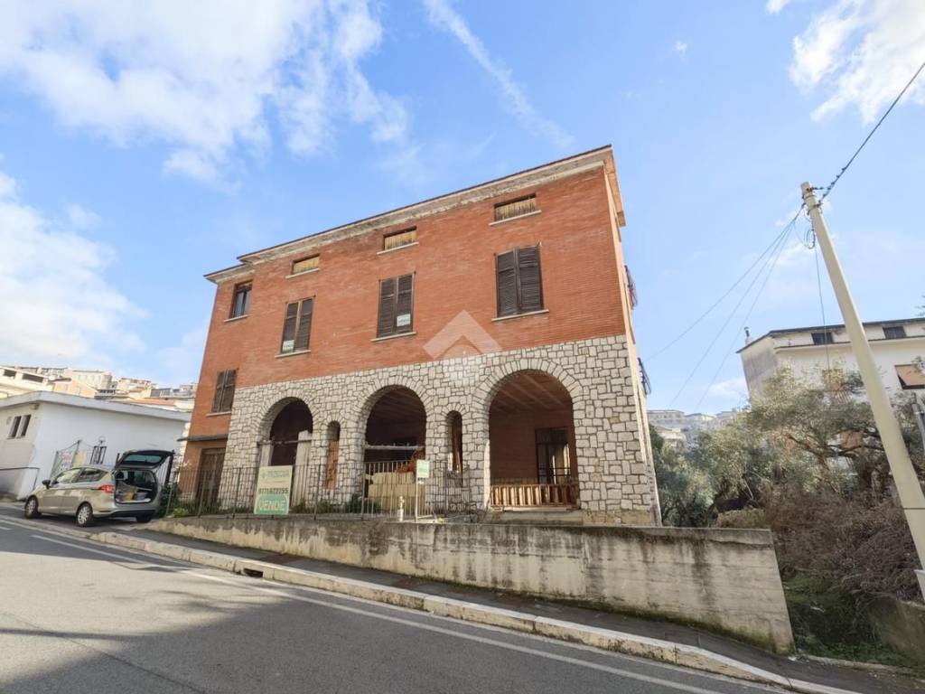 Villa a Castelforte in Via Giuseppe Garibaldi, 229 - Foto 2