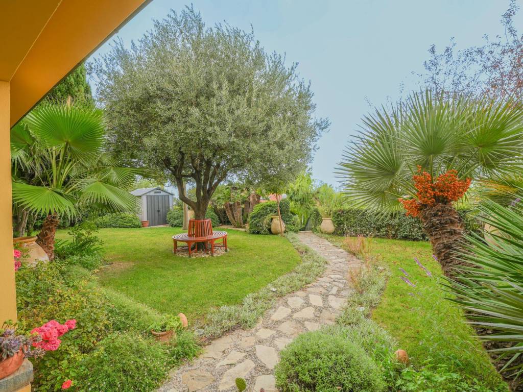 Villa a Sanremo in Strada Privata Delle Rose - Foto 4