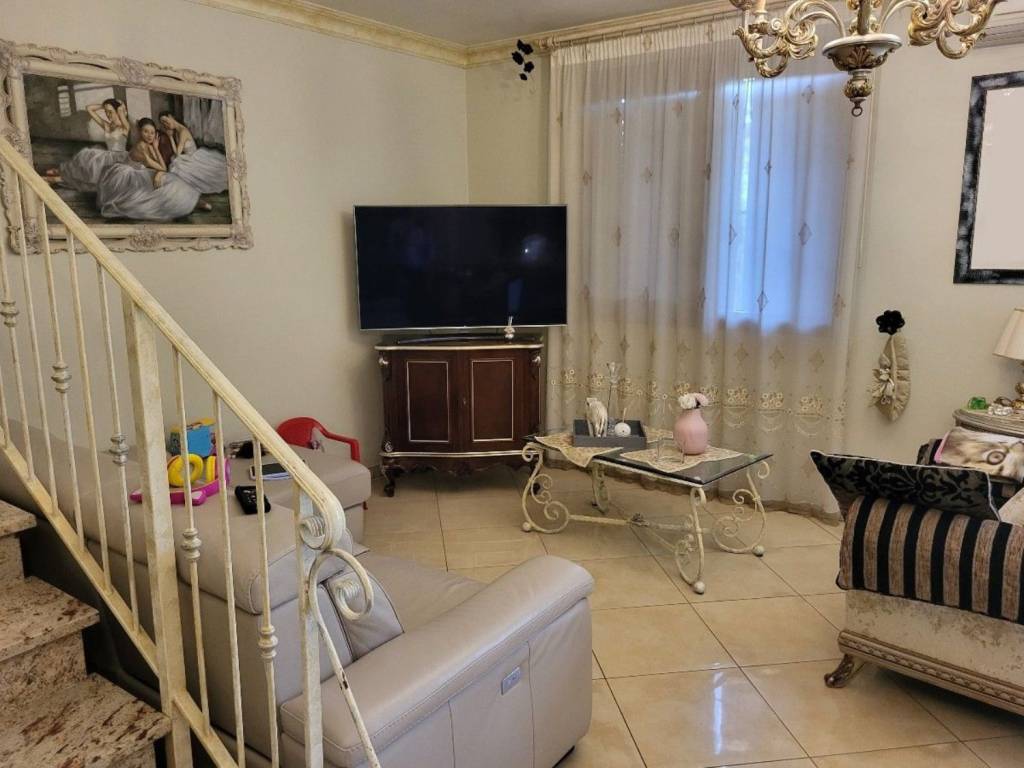 Villetta a schiera a Bagnolo in piano in Via della repubblica - Foto 4