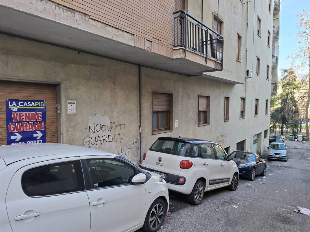 Box / garage a Cosenza - Foto 2