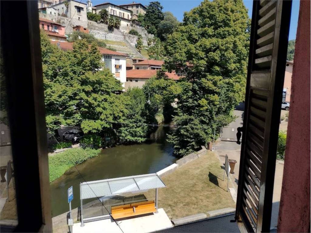 Appartamento a Besozzo in Via Luigi Roncari - Foto 3