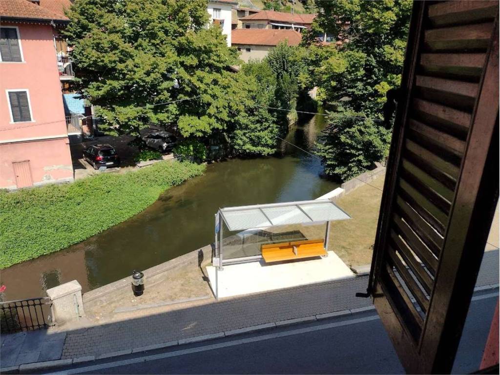 Appartamento a Besozzo in Via Luigi Roncari - Foto 4
