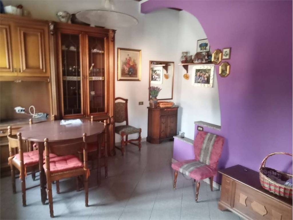 Casa indipendente a Besozzo in Via C. Battisti, 6D - Foto 2