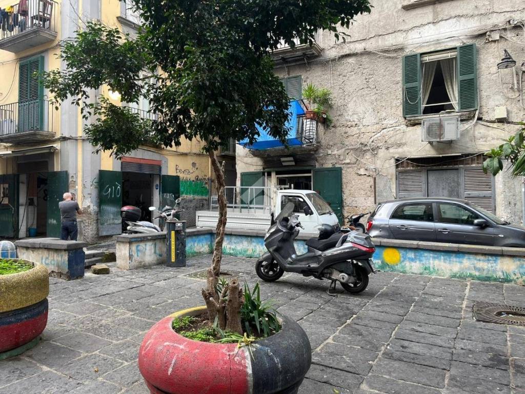 Immobile a Napoli in Piazzetta Rosario di Palazzo, 15 - Foto 3