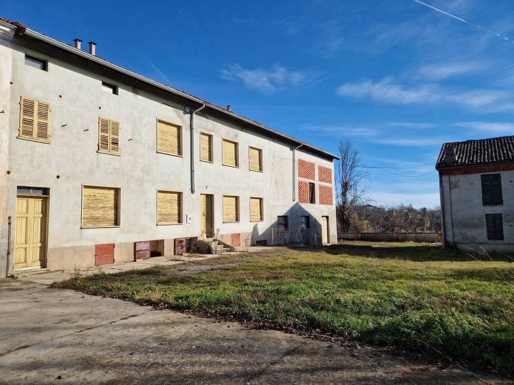 Rustico / casale a Altavilla monferrato in Strada Comunale Moncervetto, 31 - Foto 3