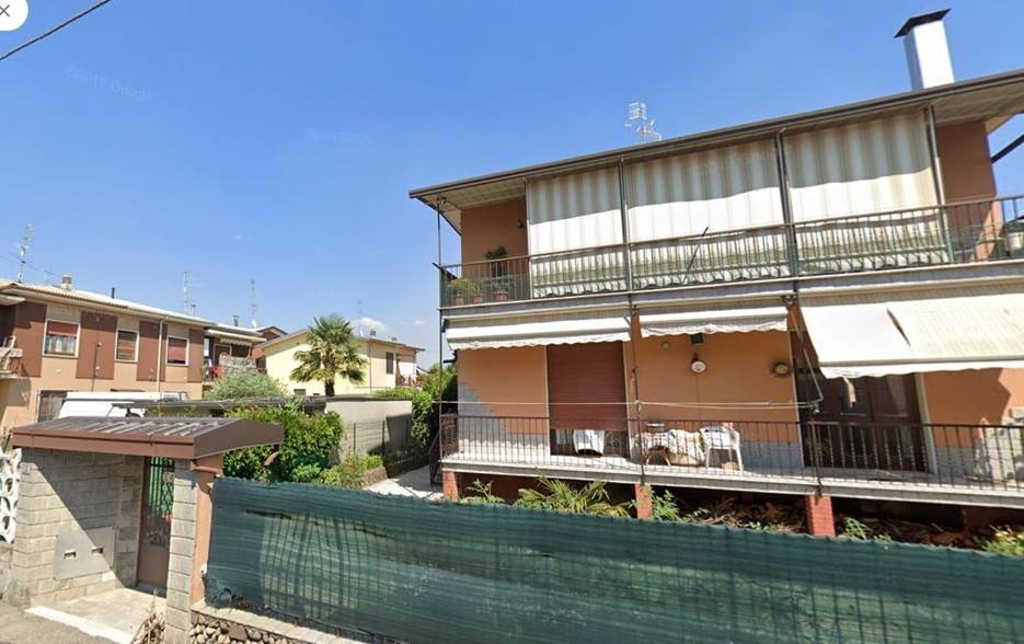 Villa a Cardano al campo in Via Napoli, 13 - Foto 3