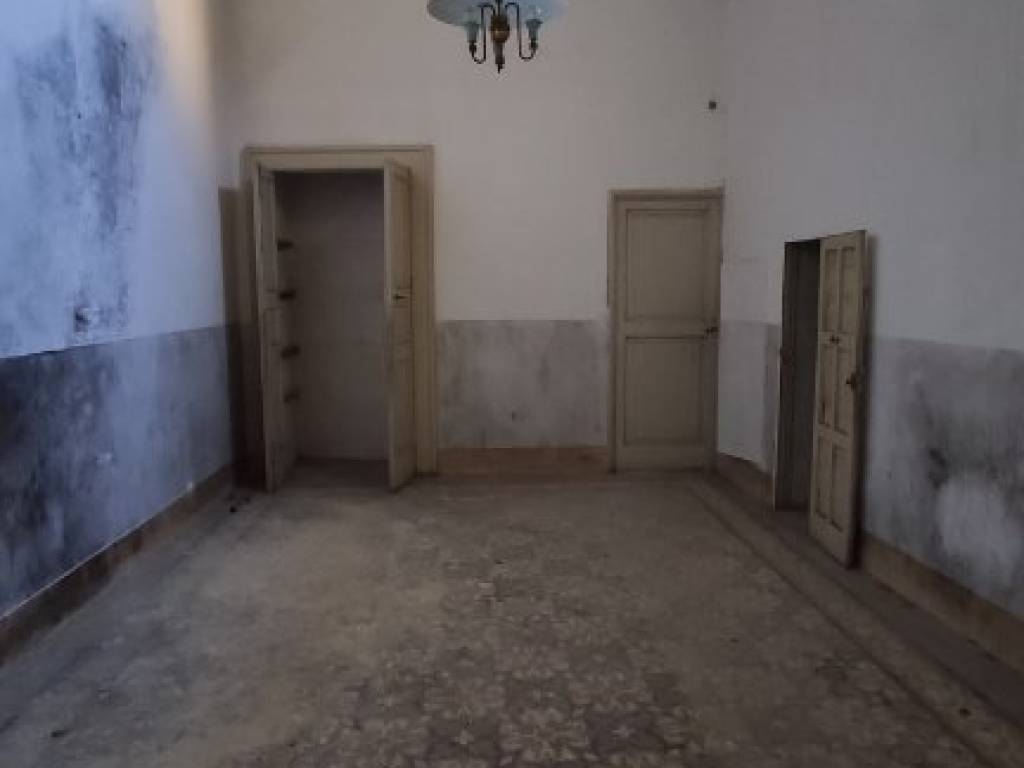 Palazzo / stabile a Ruffano in Via Monsignor d'Urso - Foto 3