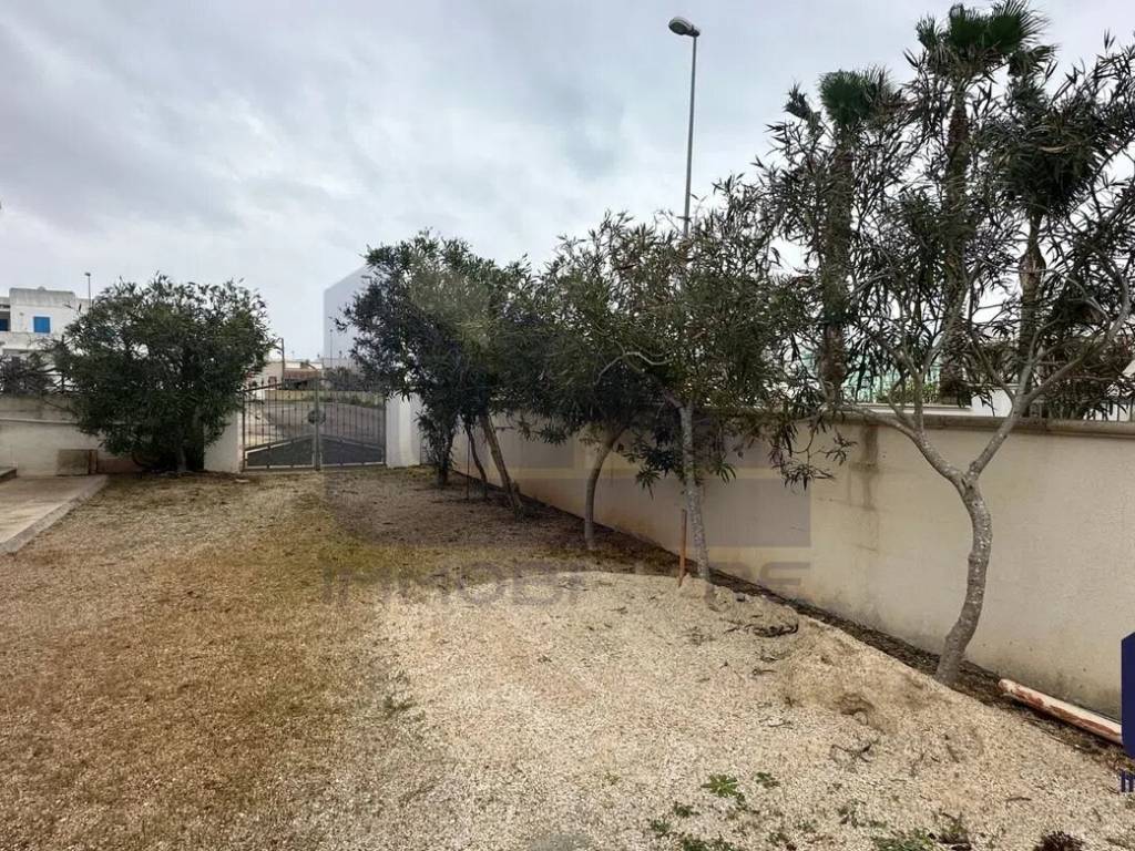 Villa a Salve in Via Caduti Del Lavoro S.N.C. - Foto 5
