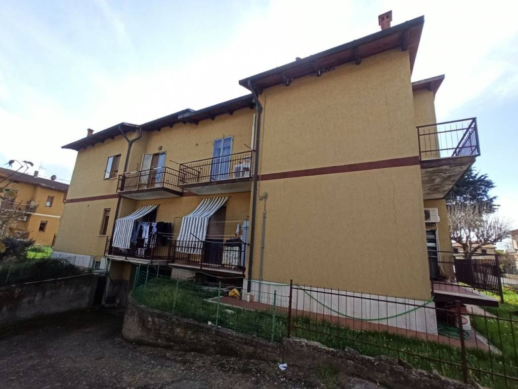 Appartamento a Castiglione del lago in Via Roma, 152 - Foto 2