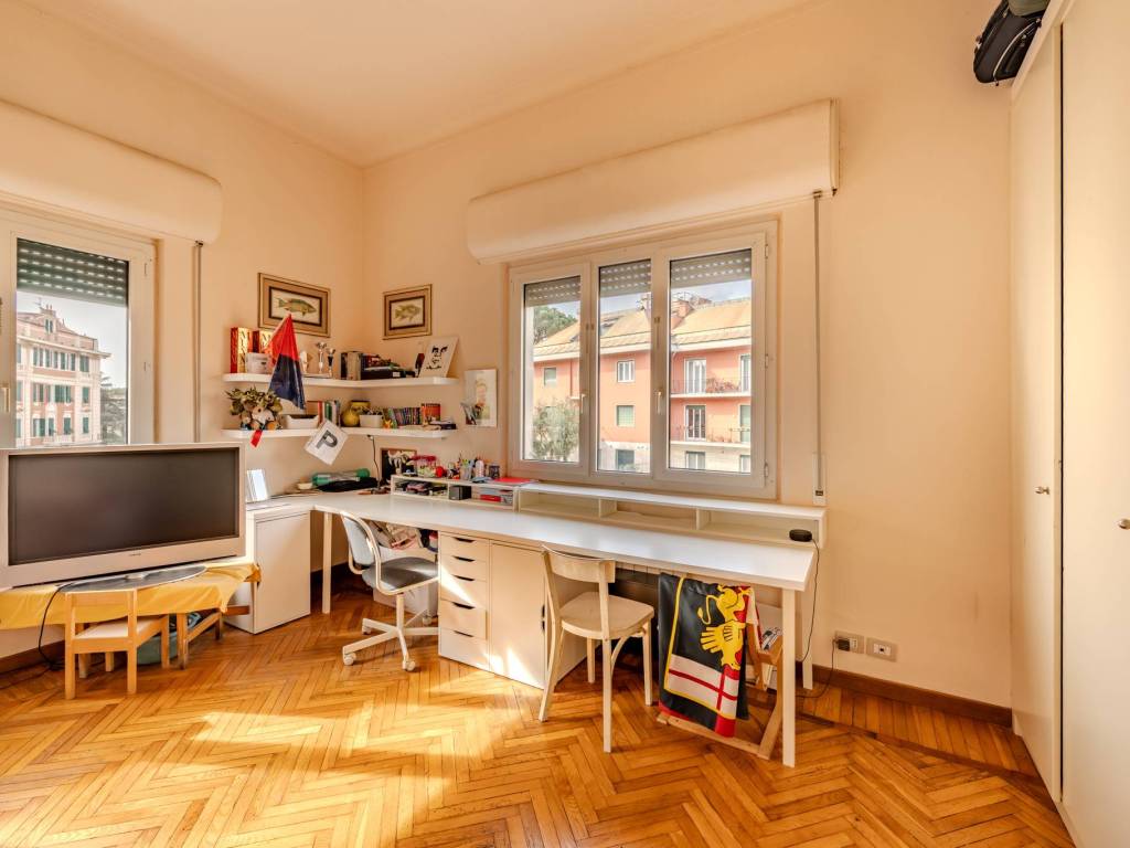 Appartamento a Genova in Via Carlo e Nello Rosselli - Foto 3