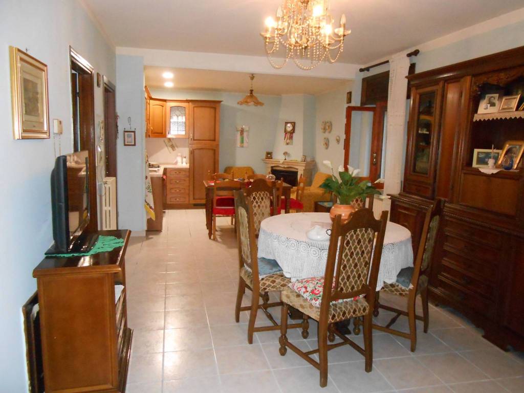 Appartamento a Capistrello in Via dei Martiri - Foto 2