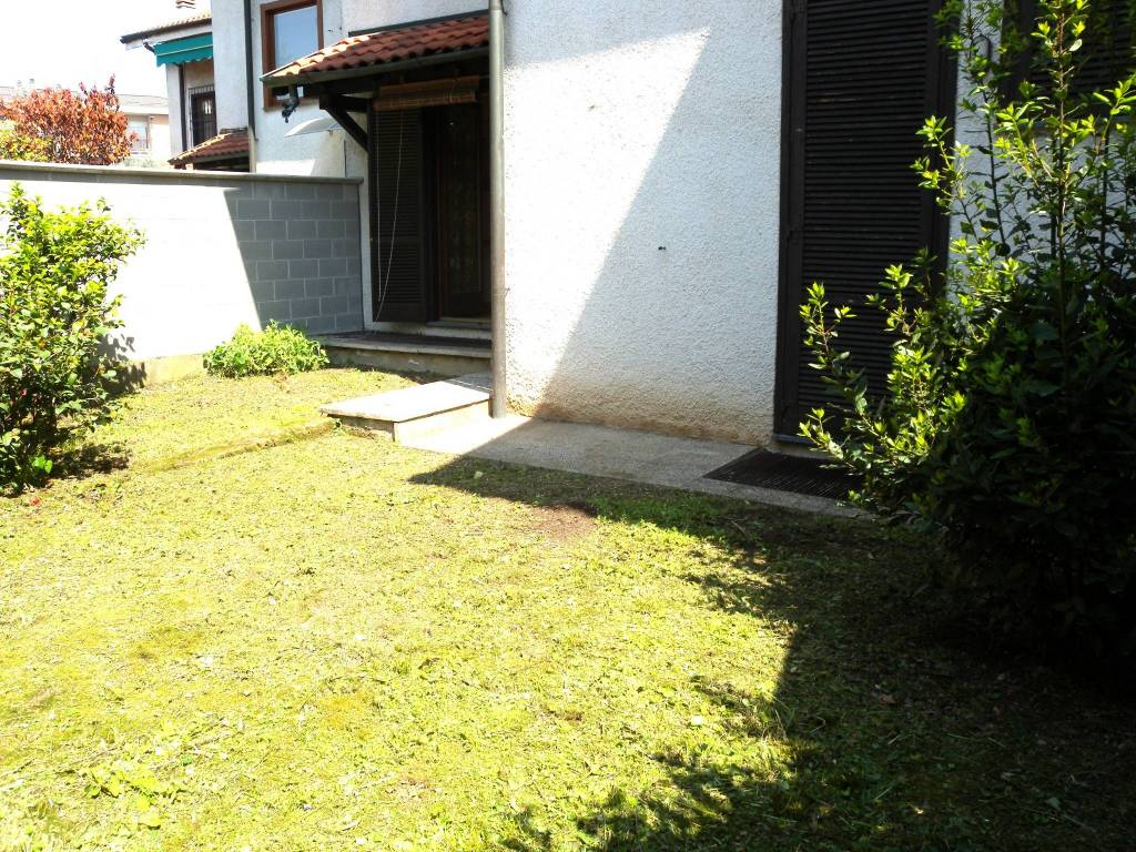 Villetta a schiera a Origgio in Via Sant'Ambrogio, 16 - Foto 4