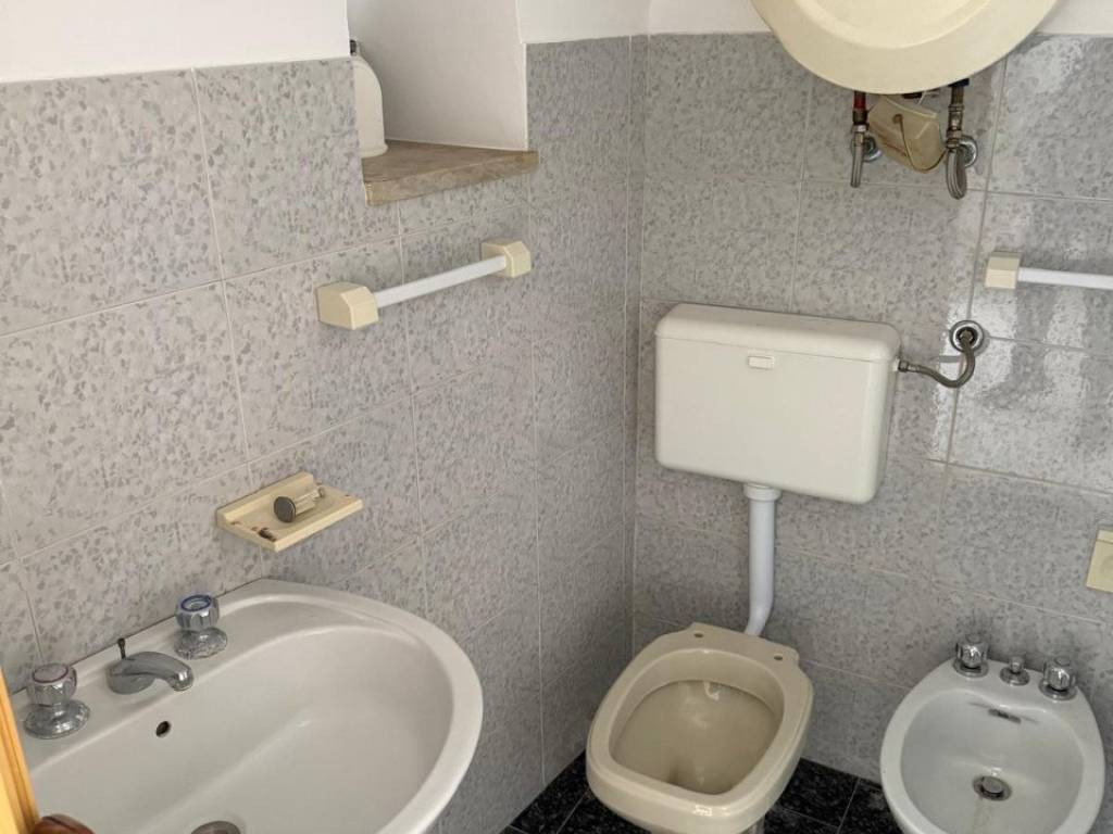 Casa indipendente a Ceglie messapica in Via Vicolo II Monte - Foto 5