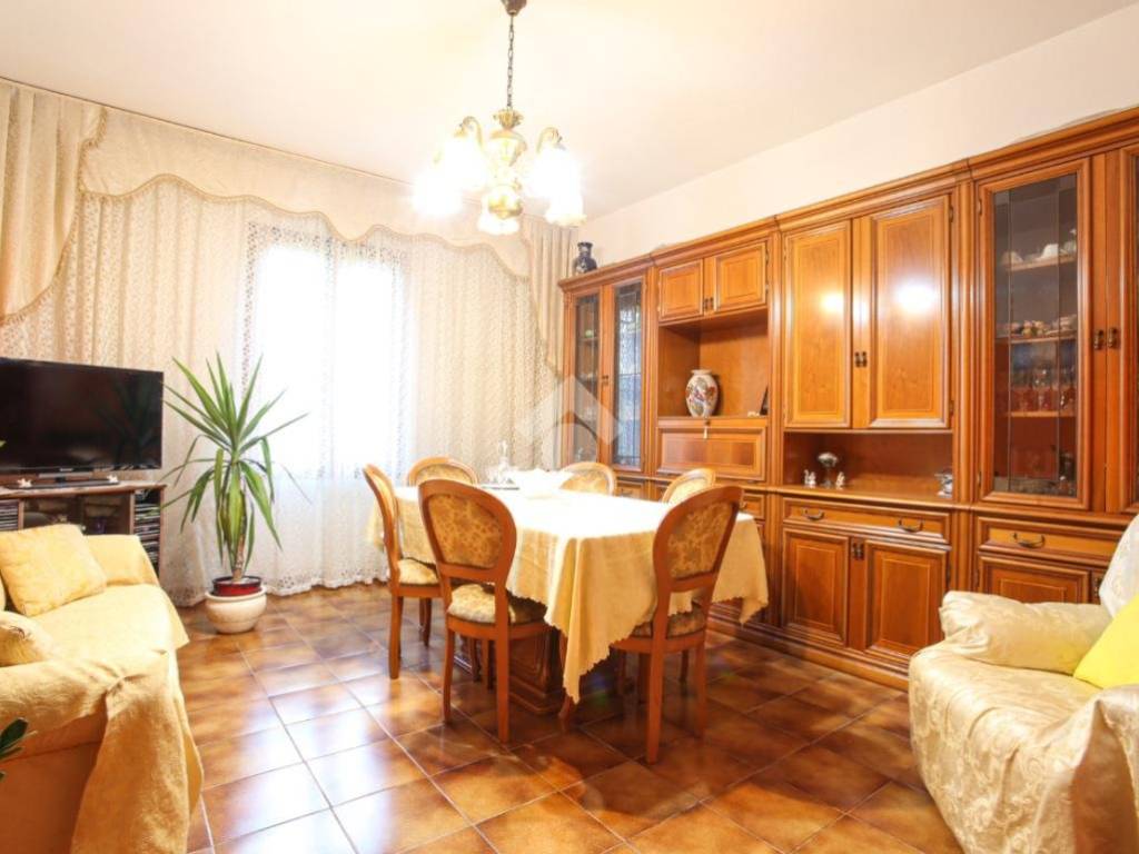 Casa indipendente a Calderara di reno in Via Valli, 27 - Foto 3
