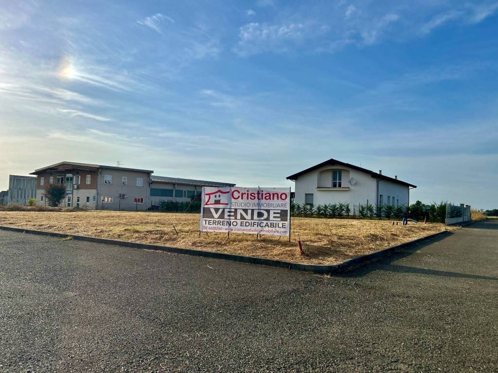 Terreno a Basaluzzo in Via Vecchia Novi - Foto 3