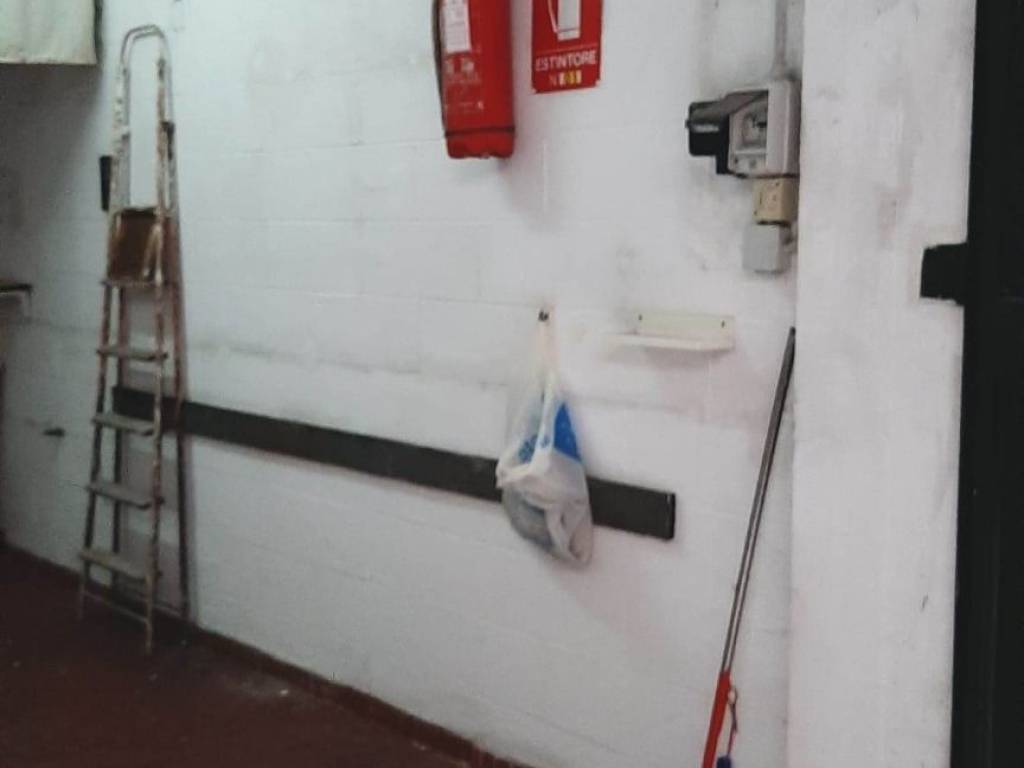 Box / garage a Nichelino in Via Giuseppe Giacosa, 12 - Foto 3
