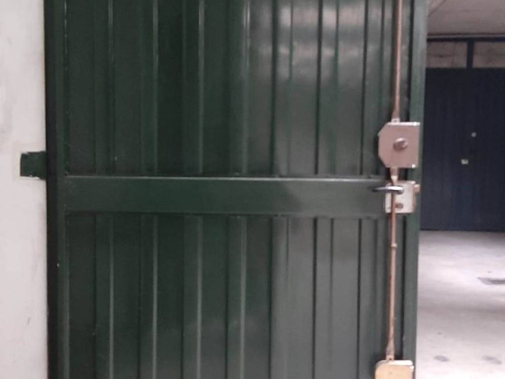 Box / garage a Nichelino in Via Giuseppe Giacosa, 12 - Foto 5