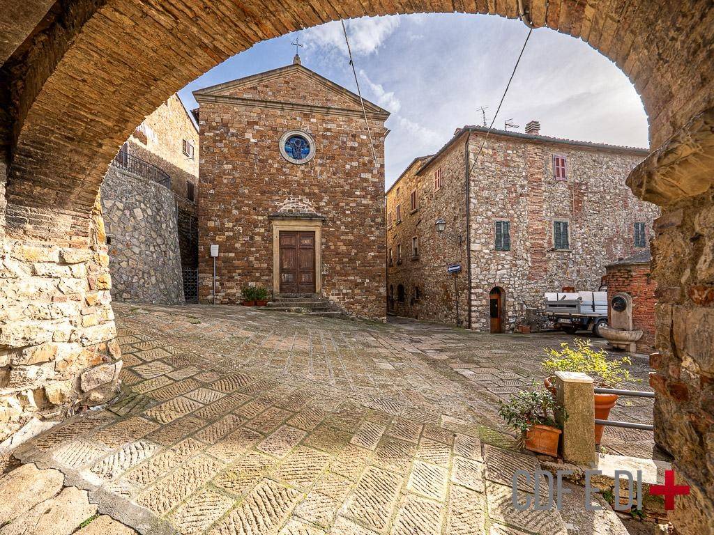 Appartamento a Massa marittima in Piazza della Cisterna - Foto 2