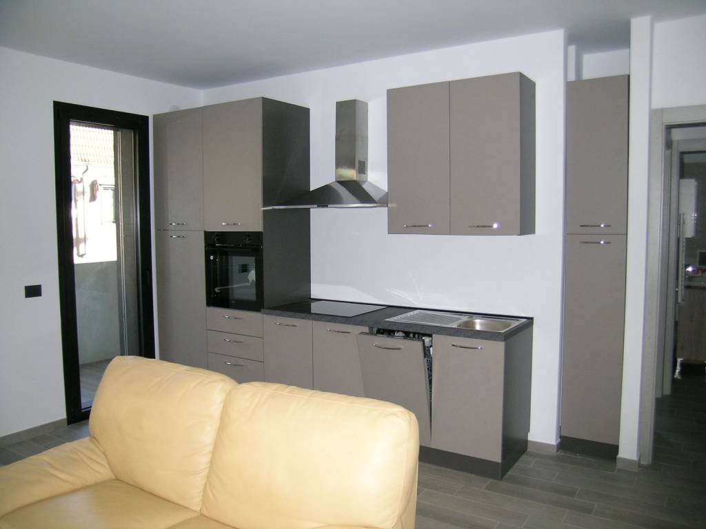 Appartamento a Novara in Via Augusto Righi - Foto 3