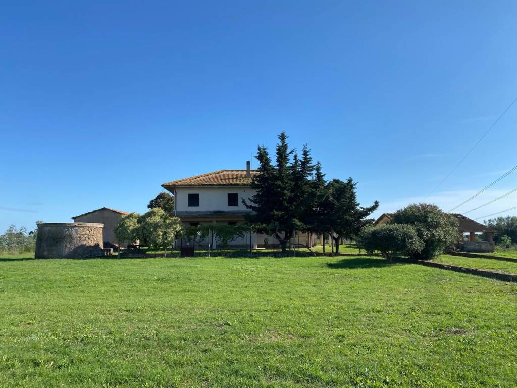 Villa a Aprilia in Via del Castellaccio , snc - Foto 2