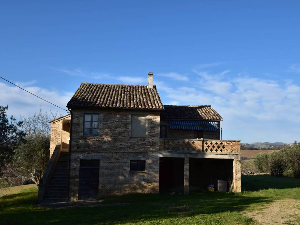 Rustico / casale a Monsampolo del tronto in Contrada Pagliare - Foto 3