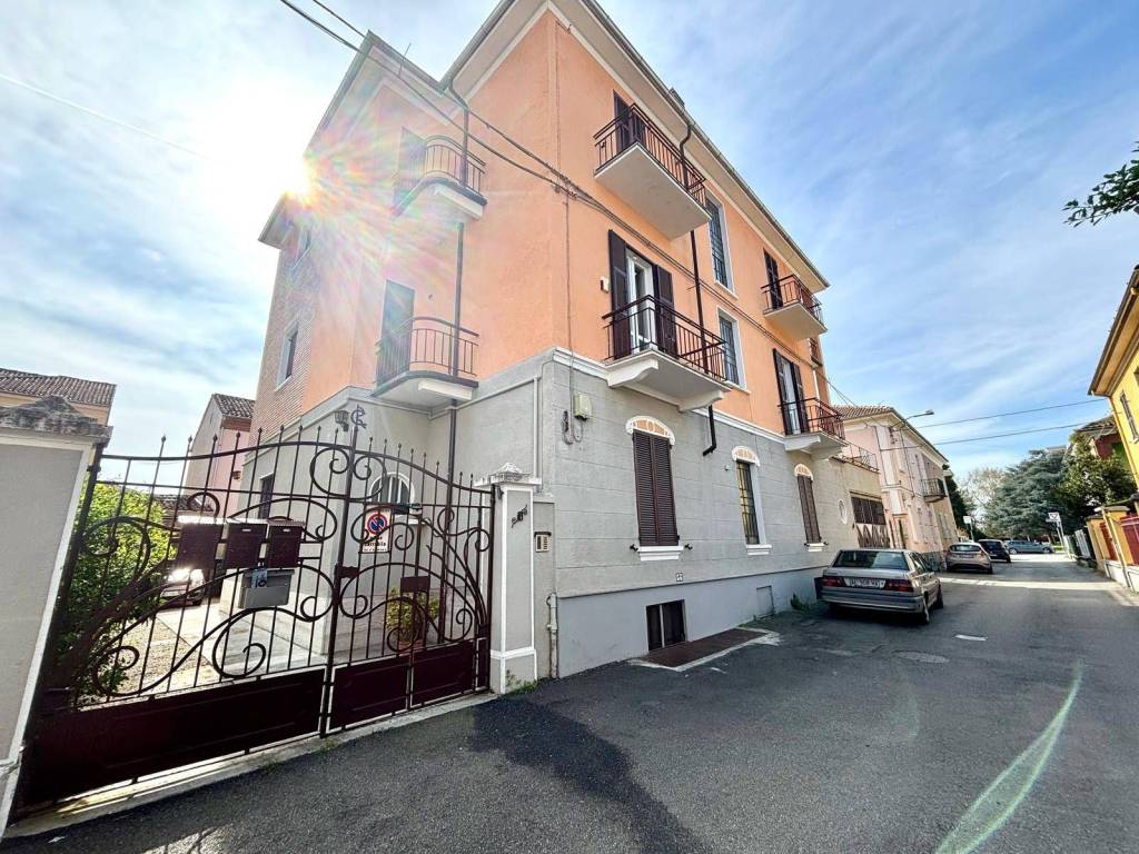 Palazzo / stabile a Alessandria in VIA ARIOSTO, 18 - Foto 5