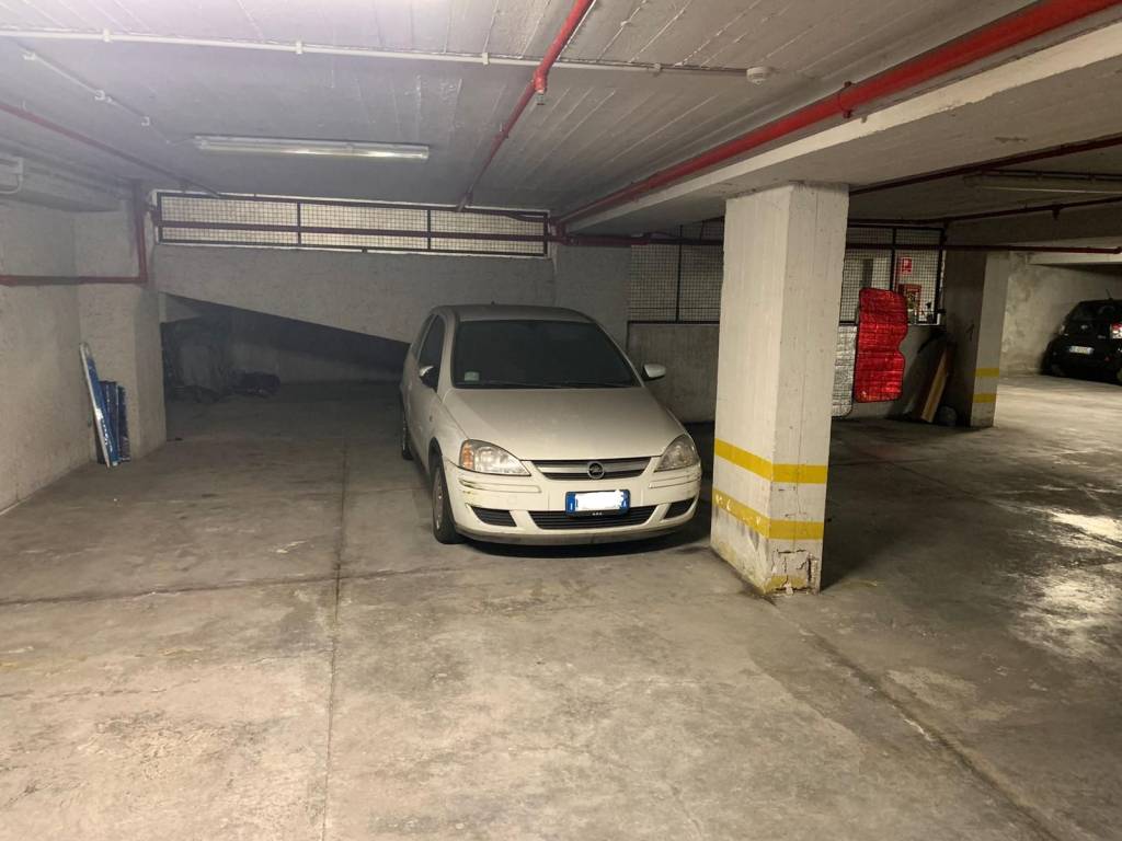 Box / garage a Cagliari in Via 20 Settembre - Foto 3
