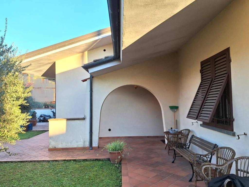 Villa a Porcari - Foto 3