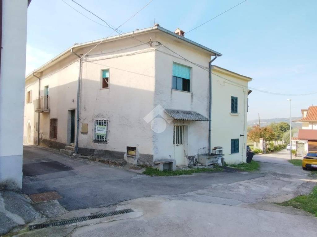 Casa indipendente a Cervaro in Via Porchio, 35 - Foto 2