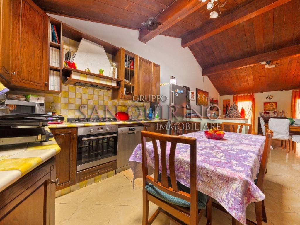 Villa a Novi di modena in Via Mazzarana, 31 - Foto 4
