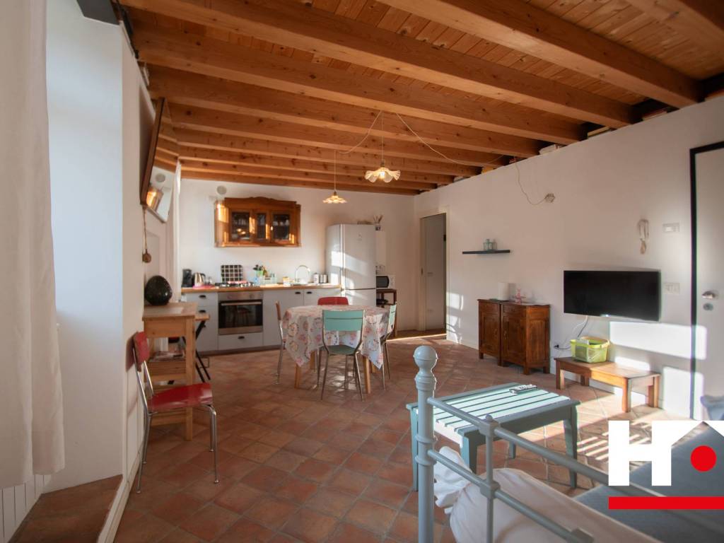 Appartamento a Iseo in Piazza Giuseppe Mazzini, 2 - Foto 2