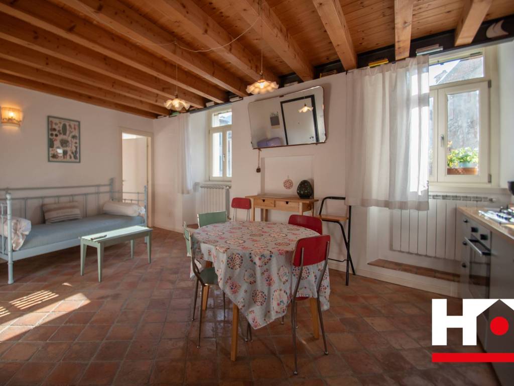 Appartamento a Iseo in Piazza Giuseppe Mazzini, 2 - Foto 4