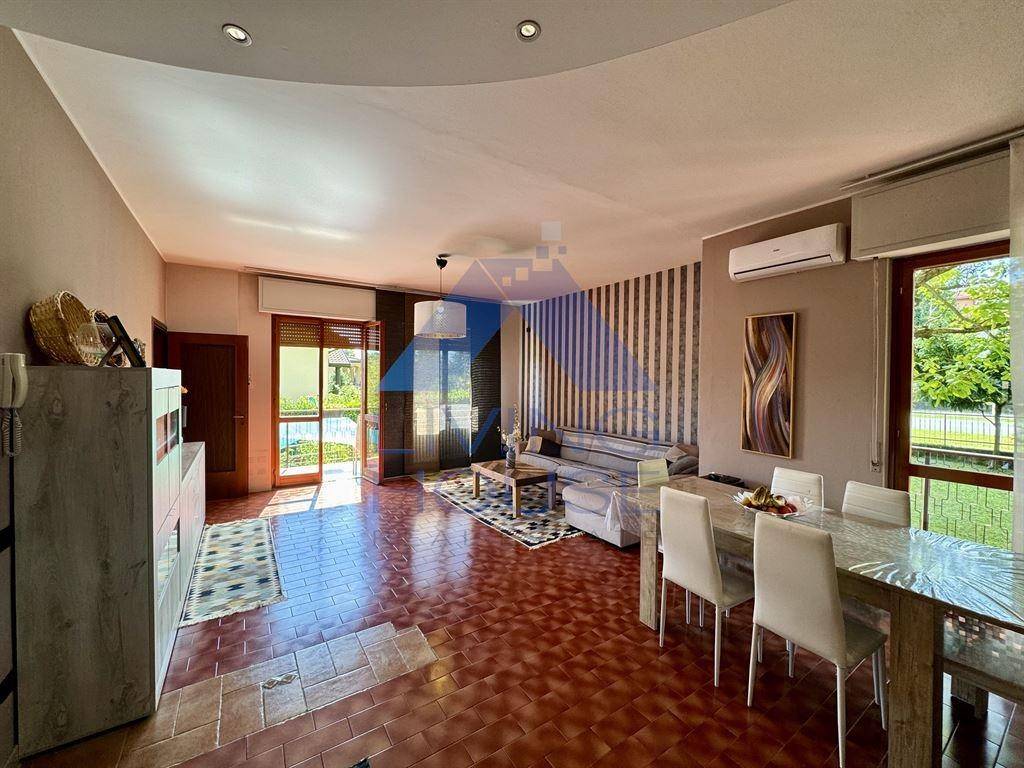 Appartamento a Casatenovo in Via Alcide De Gasperi, 53 - Foto 2